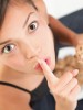 Les couleurs et les couverts détermineraient la façon dont on perçoit les aliments